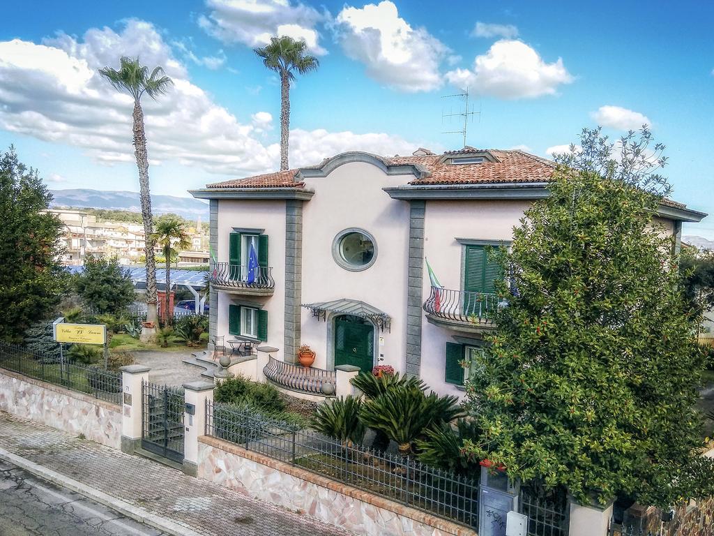 Villa Laura Чистерна ди Латина Екстериор снимка